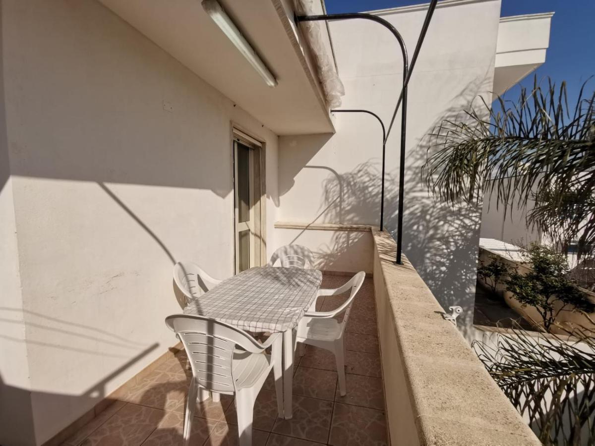Appartamento Ghirigoro 1 Torre San Giovanni Ugento Exterior photo