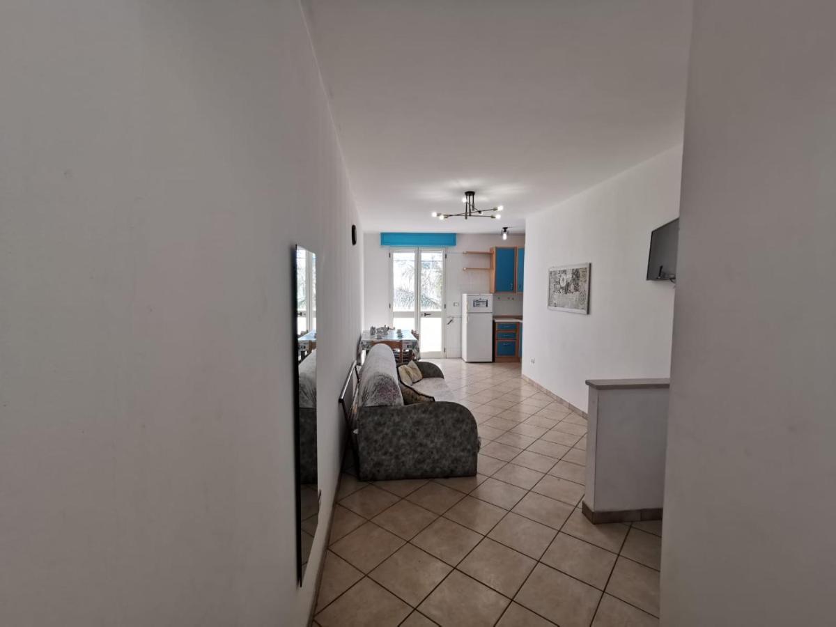 Appartamento Ghirigoro 1 Torre San Giovanni Ugento Exterior photo